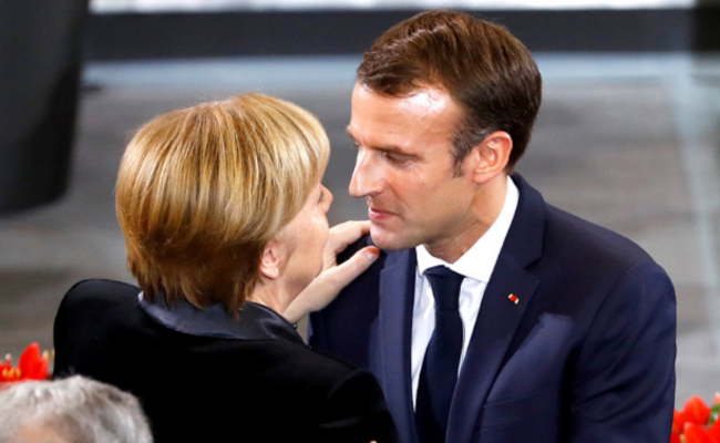 马克龙出席德国哀悼日纪念仪式