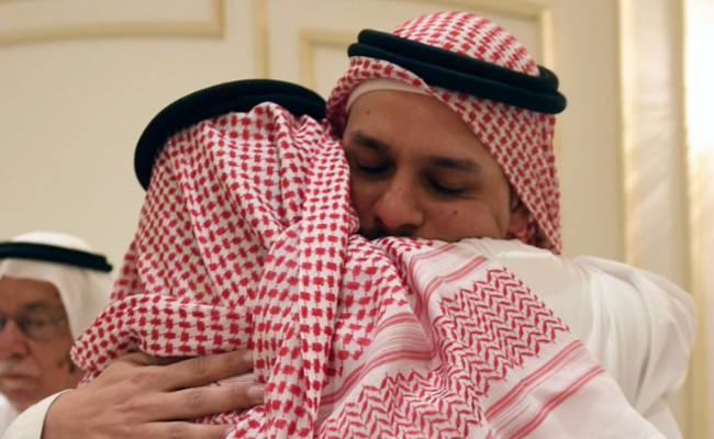 卡舒吉儿子为父办追悼会