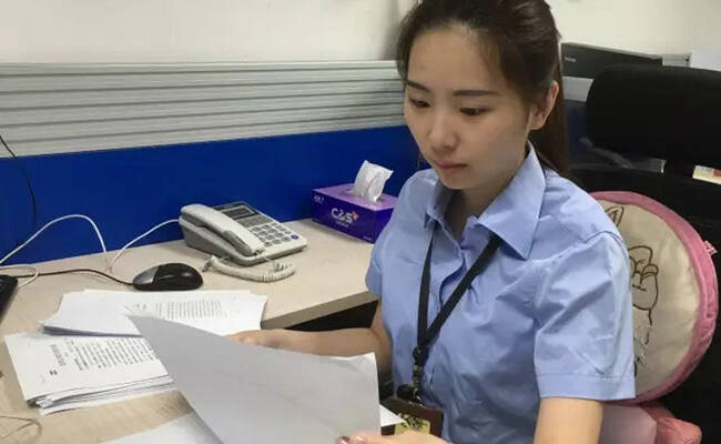 深圳90后警花：去相亲男孩会被吓住