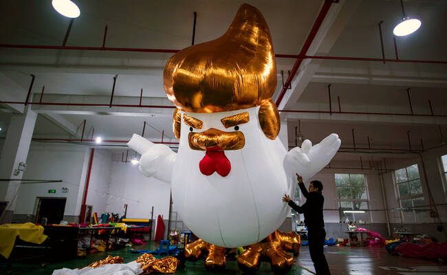 记者深入嘉兴工厂 探寻充气“特朗普鸡”生产工厂