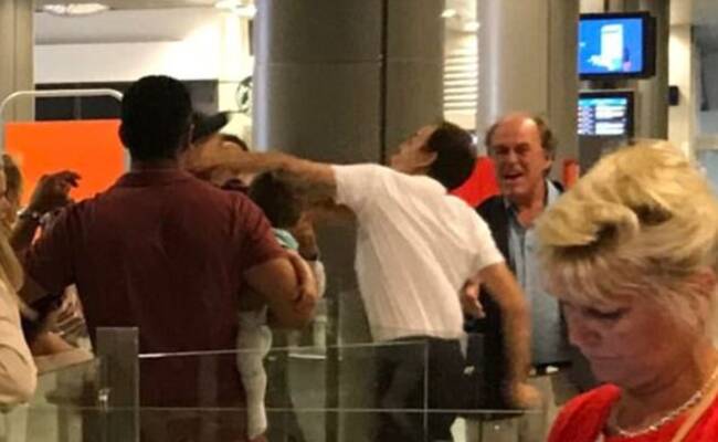 法国机场：职员拳打滞留旅客