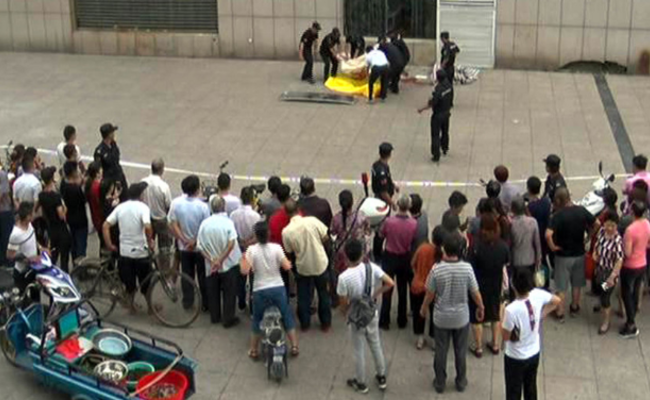 男子疑因世界杯坠亡