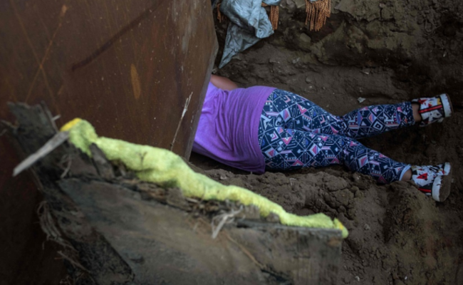 穿墙打洞也要去美国！