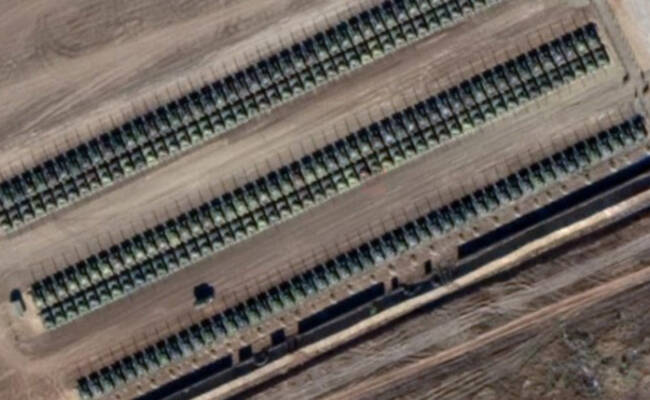 俄罗斯在俄乌边境部署大量坦克