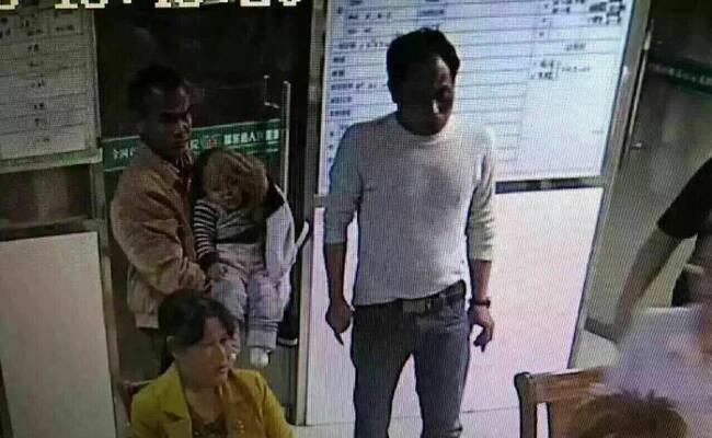 医生做手术时被患者家属打死