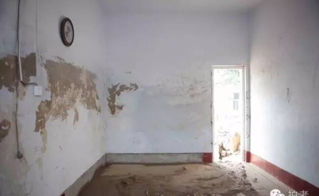 邢台洪灾：“辛苦了一辈子，现在什么都没了”