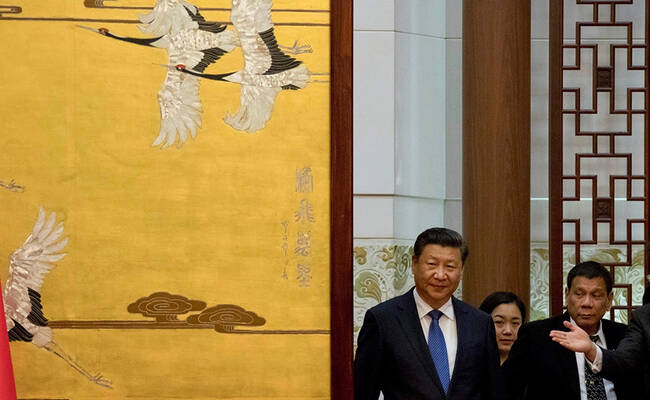习近平会见杜特尔特