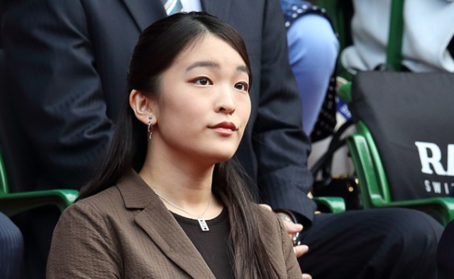 日本真子公主观看网球公开赛|组图