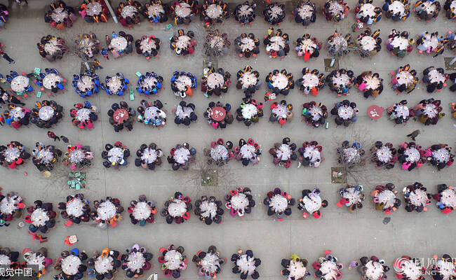 关帝祖庙祭祖 三千人共享“团结家宴”