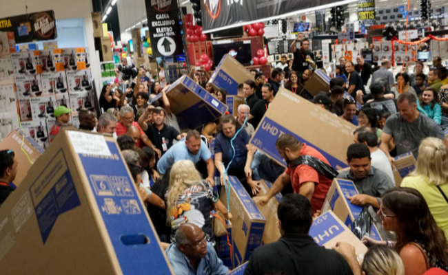 “黑色星期五” 世界各地买买买热潮