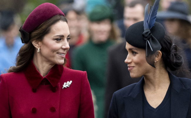 英两王妃同框争奇斗艳