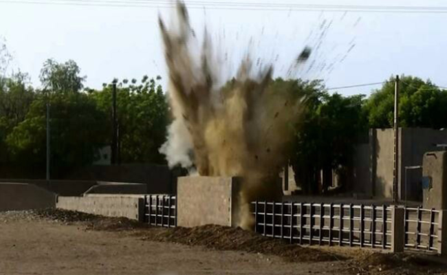 中国赴非维和部队排除炸弹威胁