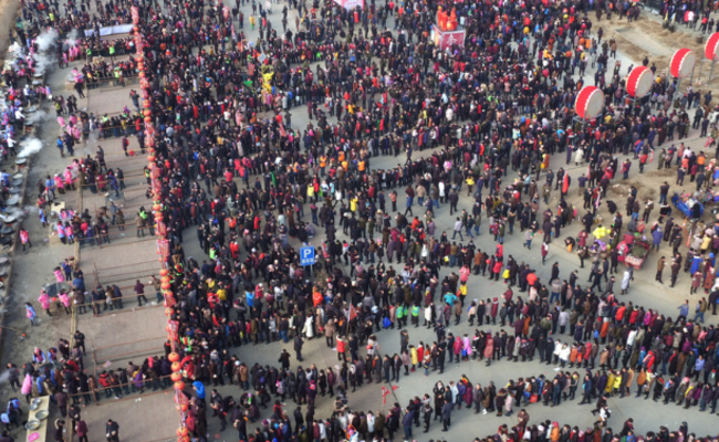 5万人同享“大锅饭”一幕