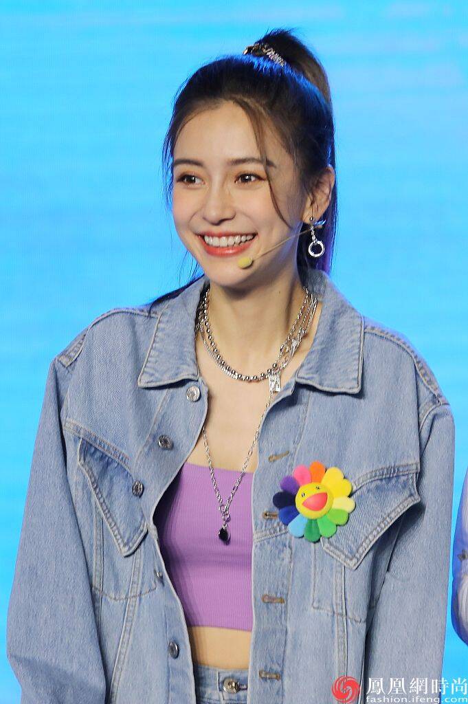 2020年6月11日,广西桂林,angelababy 杨颖出席《奔跑吧》发布会.