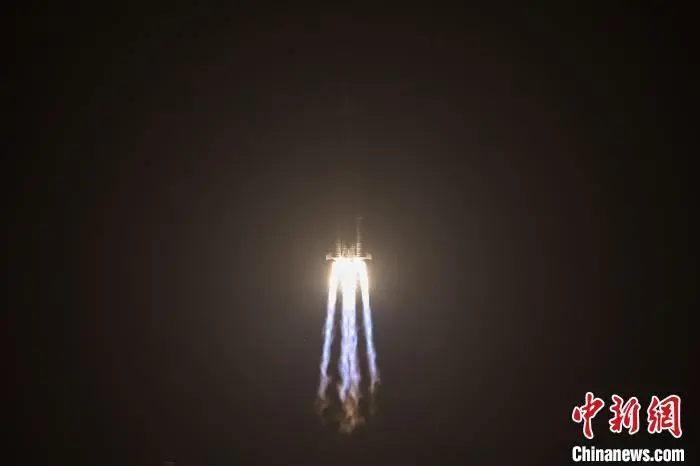 一箭18星 海南商业航天发射场一号发射工位首发成功