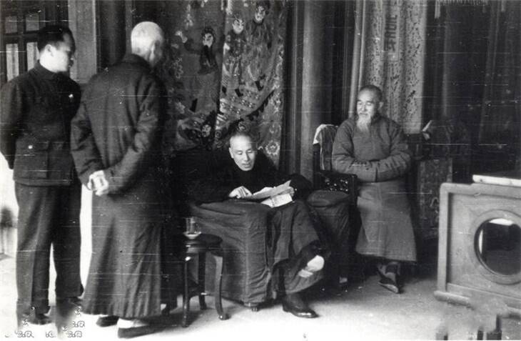 1949年1月蒋氏父子最后一次回老家奉化溪口