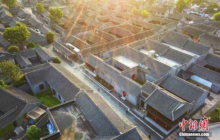 航拍泰州稻河古街区 青砖黛瓦历史悠久