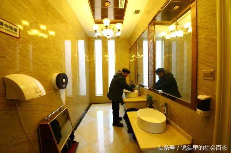 世界最牛厕所,古建筑式厕所 盘点这些奇葩厕所
