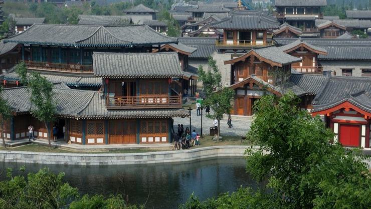 陈凯歌《妖猫传》花10亿建襄阳唐城影视城,到底值不值