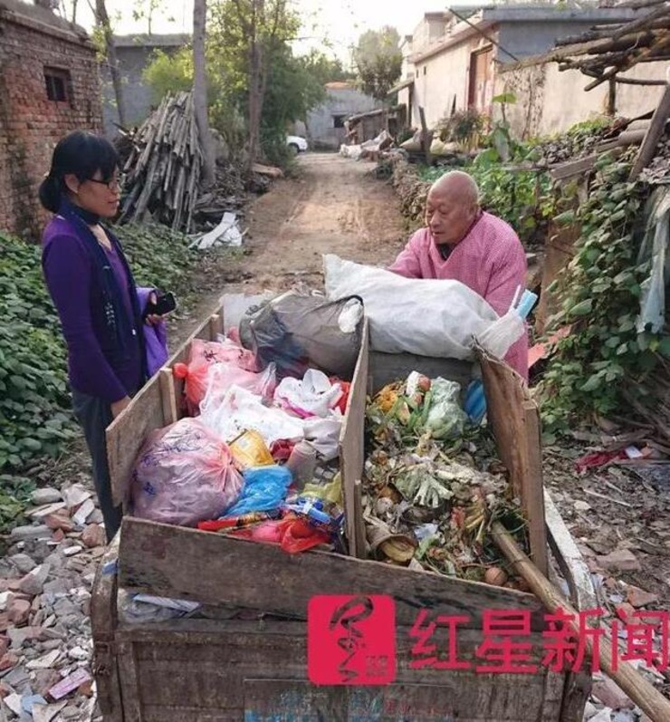 海归女硕士放弃城市大房子 竟然回农村捡垃圾