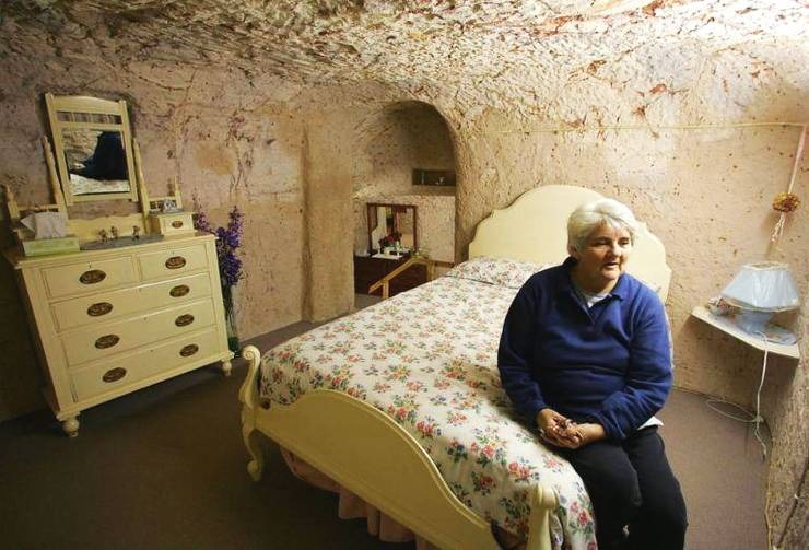 罗马尼亚人均gdp_罗马尼亚国旗(3)