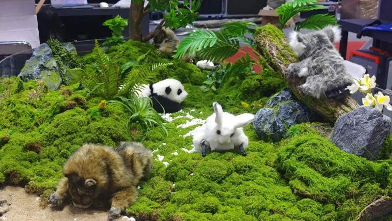 技术与自然法则的交织创新——恒之未来Hengbot World惊艳亮相2025WRC(图4)