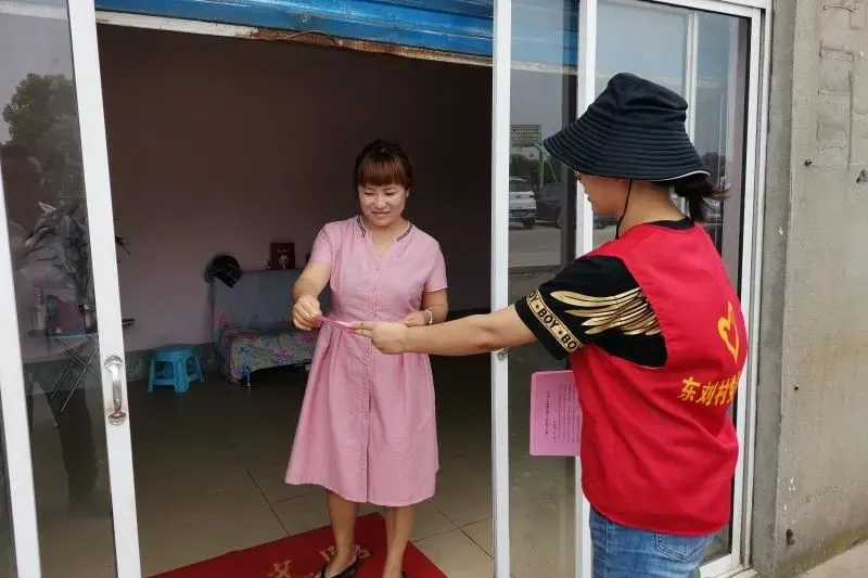 垃圾分类亭图片大全（垃圾分类亭设计图）江阴垃圾分类亭“上岗”，既美观又方便！，垃圾分类亭，这都可以？，(图7)