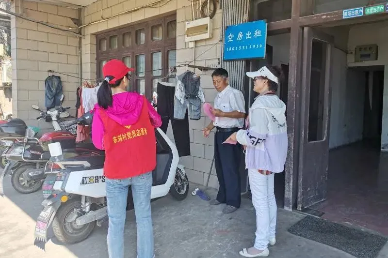 垃圾分类亭图片大全（垃圾分类亭设计图）江阴垃圾分类亭“上岗”，既美观又方便！，垃圾分类亭，这都可以？，(图6)