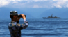 历史一刻！解放军海军舰艇驶入台湾岛沿海