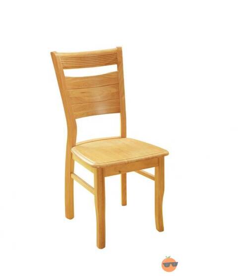 step3:一只腿放于椅子上,另一只腿呈弓字型,双手叉腰,背挺直向下压腿