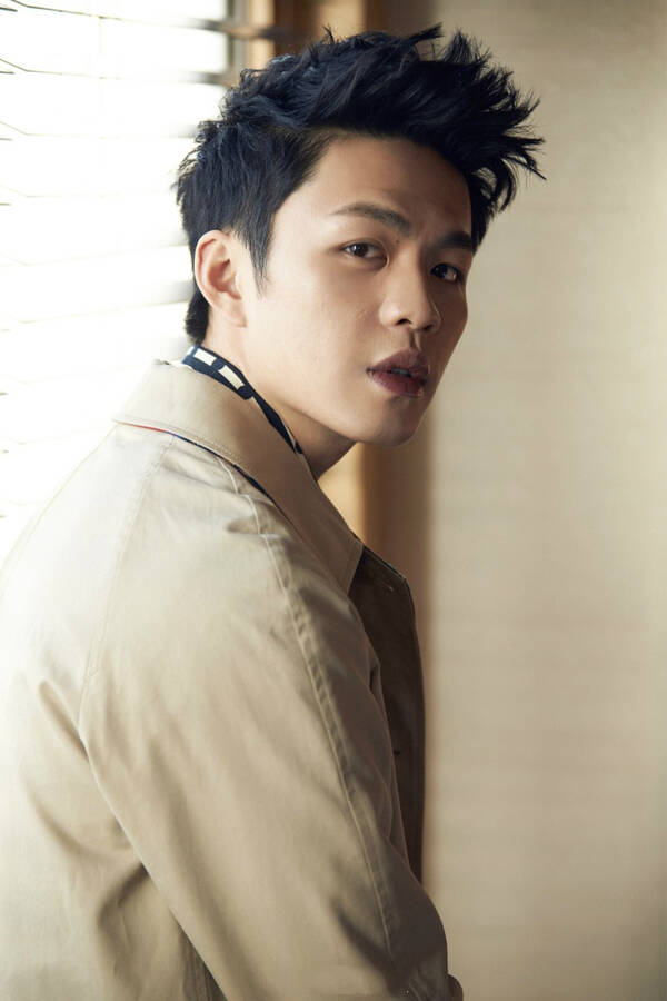 90后男演员实绩排行榜 李鸿其跻身流量名次备受期待