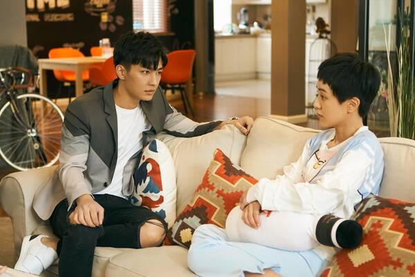 郭采洁获炎亚纶温情守护