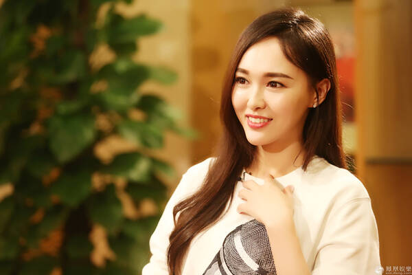 唐嫣可凡倾听坦言曾因戏生情如今只想找合得来的