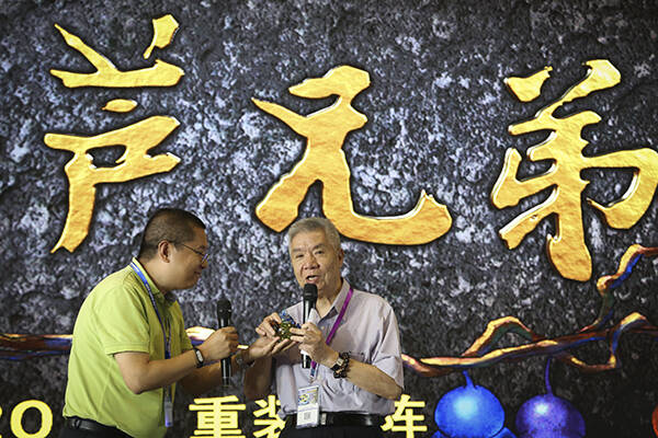 展会当天,30年前经典版《葫芦兄弟》导演之一周克勤和《新葫芦