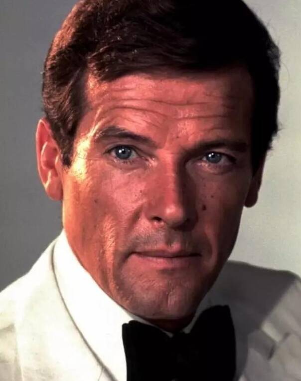 第三任"007"去世 生前曾自认演得不如肖恩·康纳利