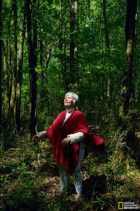 女牧师和她们帮助过的女性