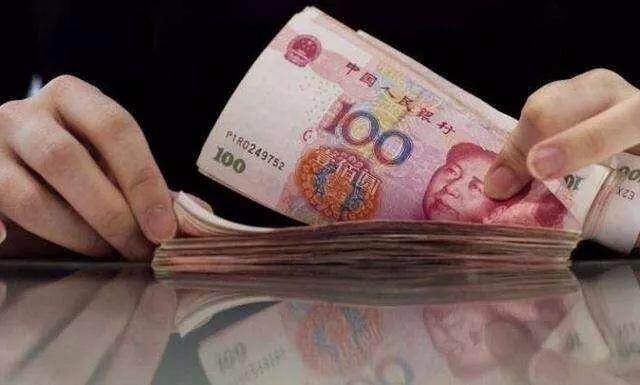 从发薪日可看出公司是否靠谱?网友真相了!_产