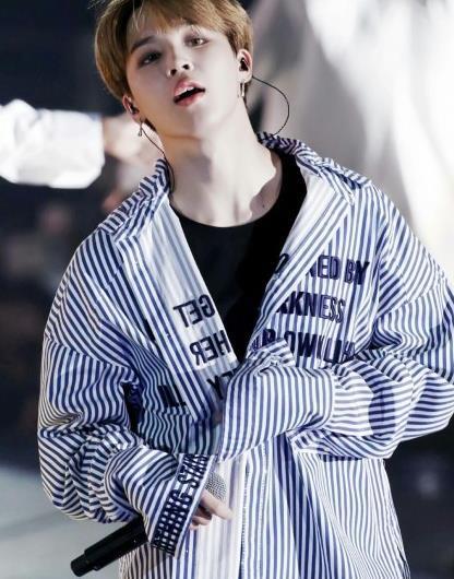 适合穿竖条纹衬衫的韩国男星,个个都超帅!