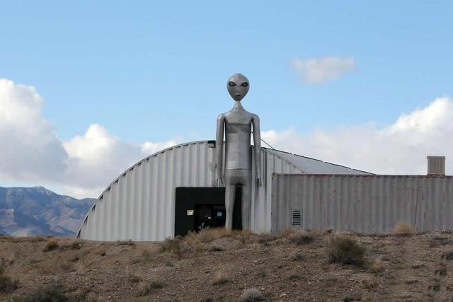 51区真的是美军研究外星科技的秘密基地吗?