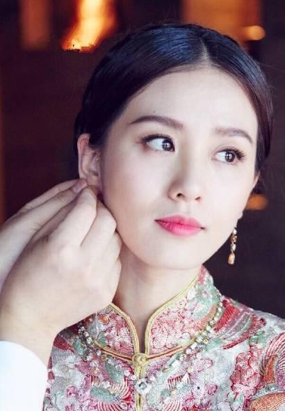 怎么样快速找到适合自己的刘海 7207b1c333a9aa7_w410_h591.jpg