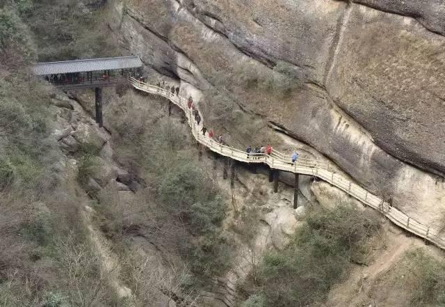 蜀道难表现蜀道的高 蜀道的险峻