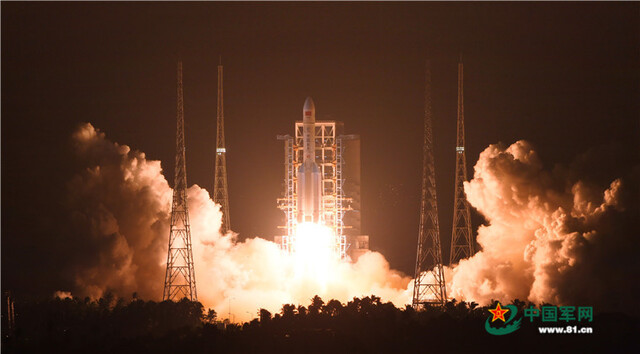 中国重型火箭长征-5震撼发射 起飞推力超1000吨-凤凰新闻