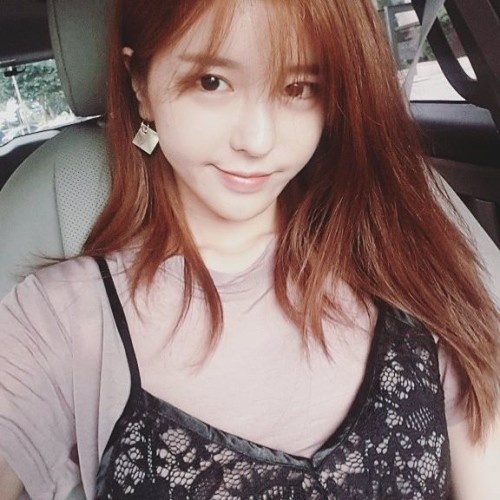 "第一女主播"尹素婉新照:身材无愧韩国最贵