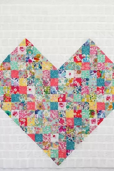 diy可爱布艺拼接挂画 拼出创意更增温馨!