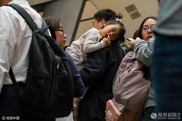 这是昨天的京沪高铁 堪比春运