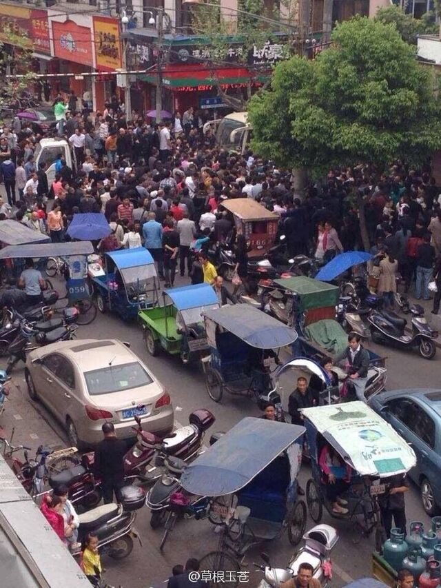 网友:苍南发生城管打人事件