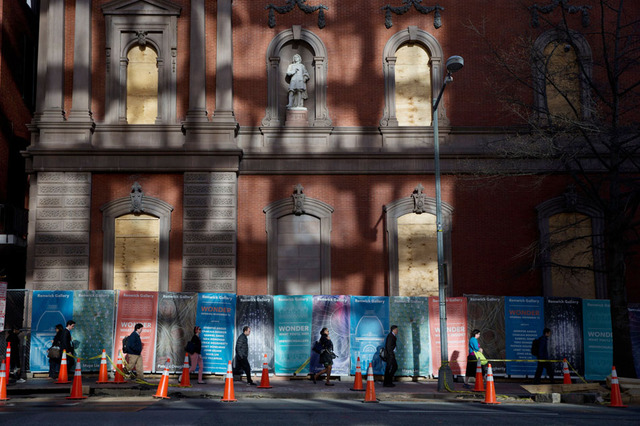 18/21美国华盛顿,伦威克画廊正在进行改建.