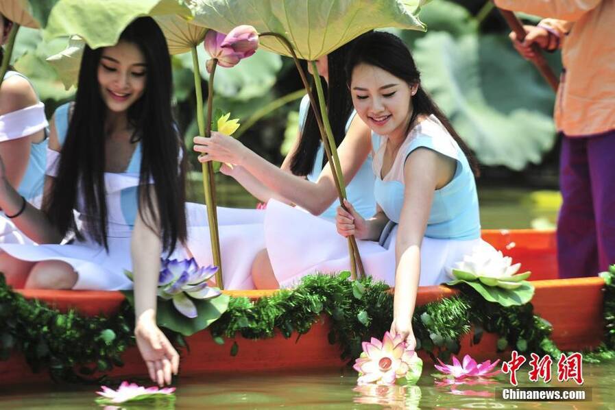 完毕再次浏览下一图集 继续向左滑动 进入下一图集 [责任编辑:曾思琪