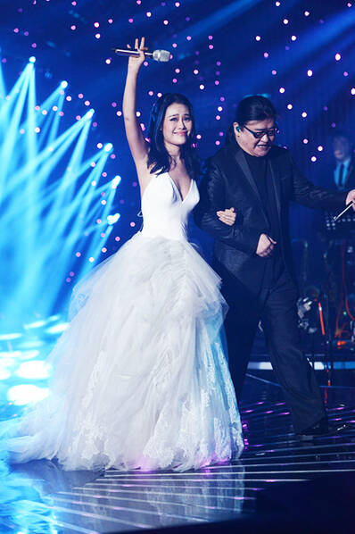 张杰与刘润潼合唱.