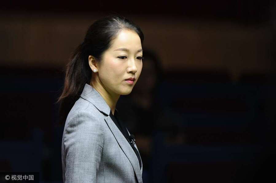 上海斯诺克大师赛开打 美女裁判诸瑛执法_体育频道_凤凰网